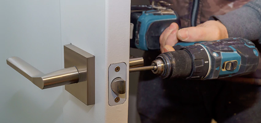Broken Door Handle Lock Repair in Rocklin, California